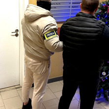 Uprowadzili i brutalnie pobili 19-latka. Czeka ich sprawa w sądzie