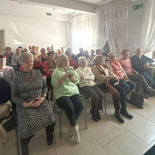 Wykład UTW w Czemlewie. Na zakończenie słodka niespodzianka